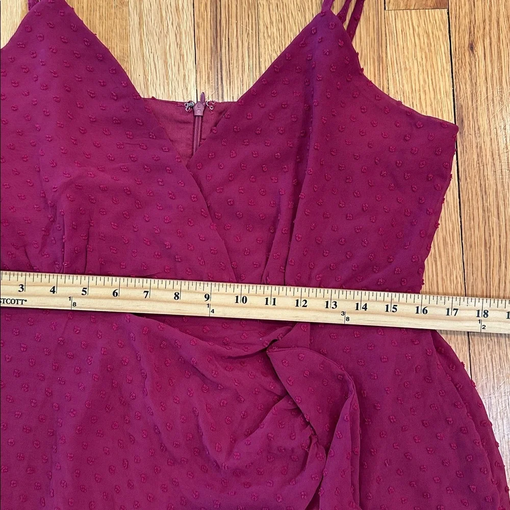 Lulu’s red sleeveless dress size XL, adjustable straps, zipper, slit on side - Picture 7 of 10